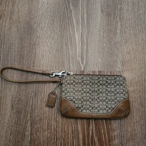 Coach Writlet. Excellent Condition